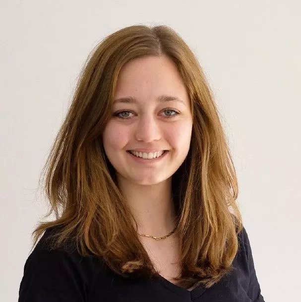 Anna Ross.jpg